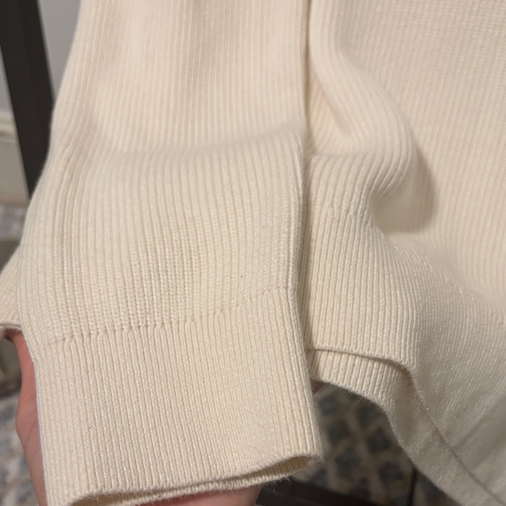 H&M Men's Zip Up Cream Sweater - Picture 4 of 4
